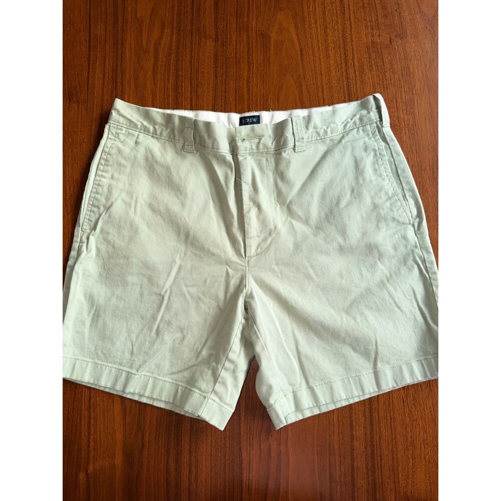 J.Crew Men's 7" Inseam Stretch Chino Shorts in Sage Green Size 34